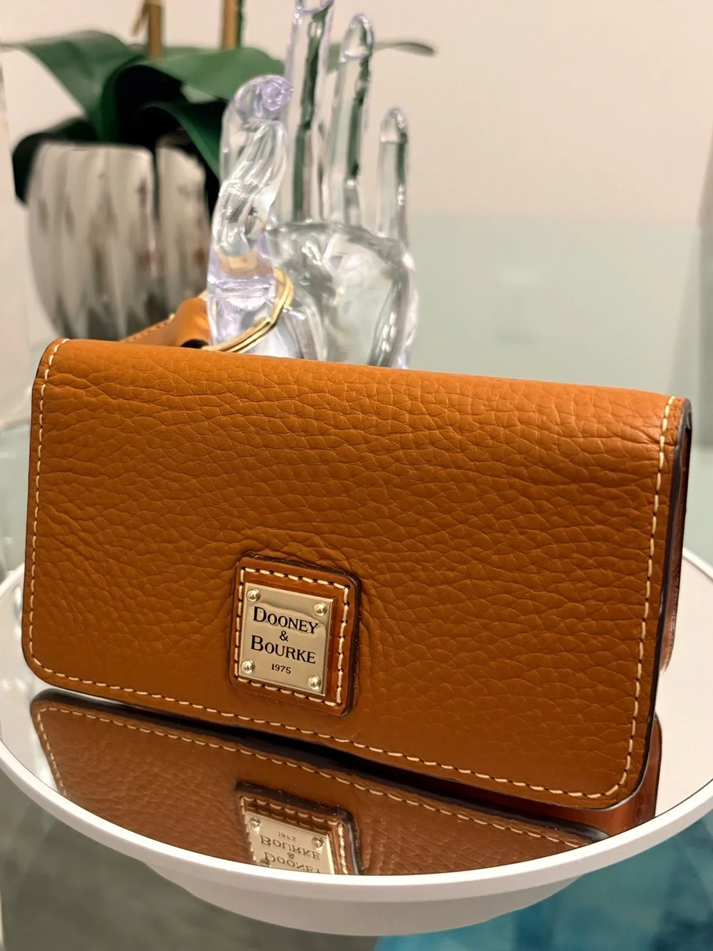 Dooney & Bourke excellent authentic